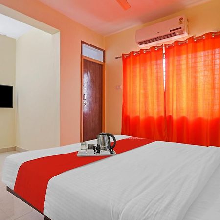 Super Hotel O Dk Reddy Square Hyderabad Exterior photo